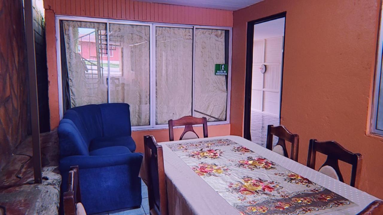 Auberge de jeunesse Alpha Arenal à La Fortuna Extérieur photo
